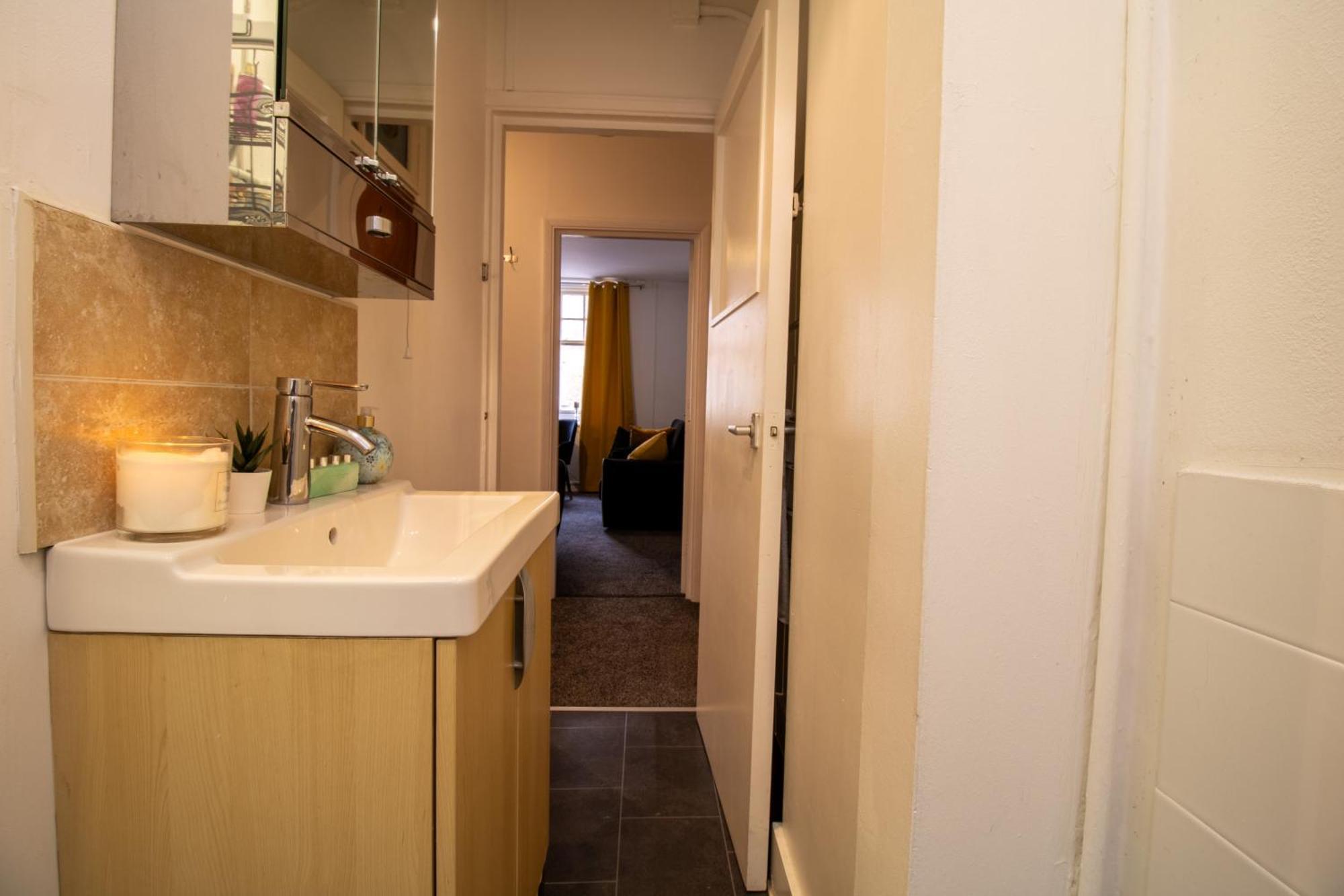 לונדון Chic Urban Retreat 1 Bedroom Gem In Covent Garden מראה חיצוני תמונה