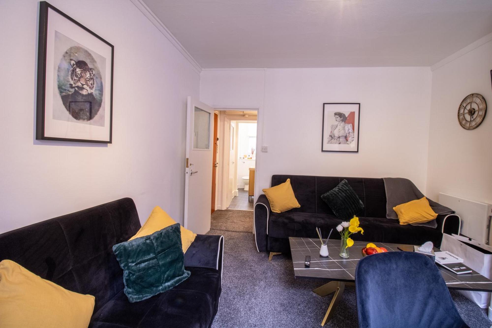 לונדון Chic Urban Retreat 1 Bedroom Gem In Covent Garden מראה חיצוני תמונה