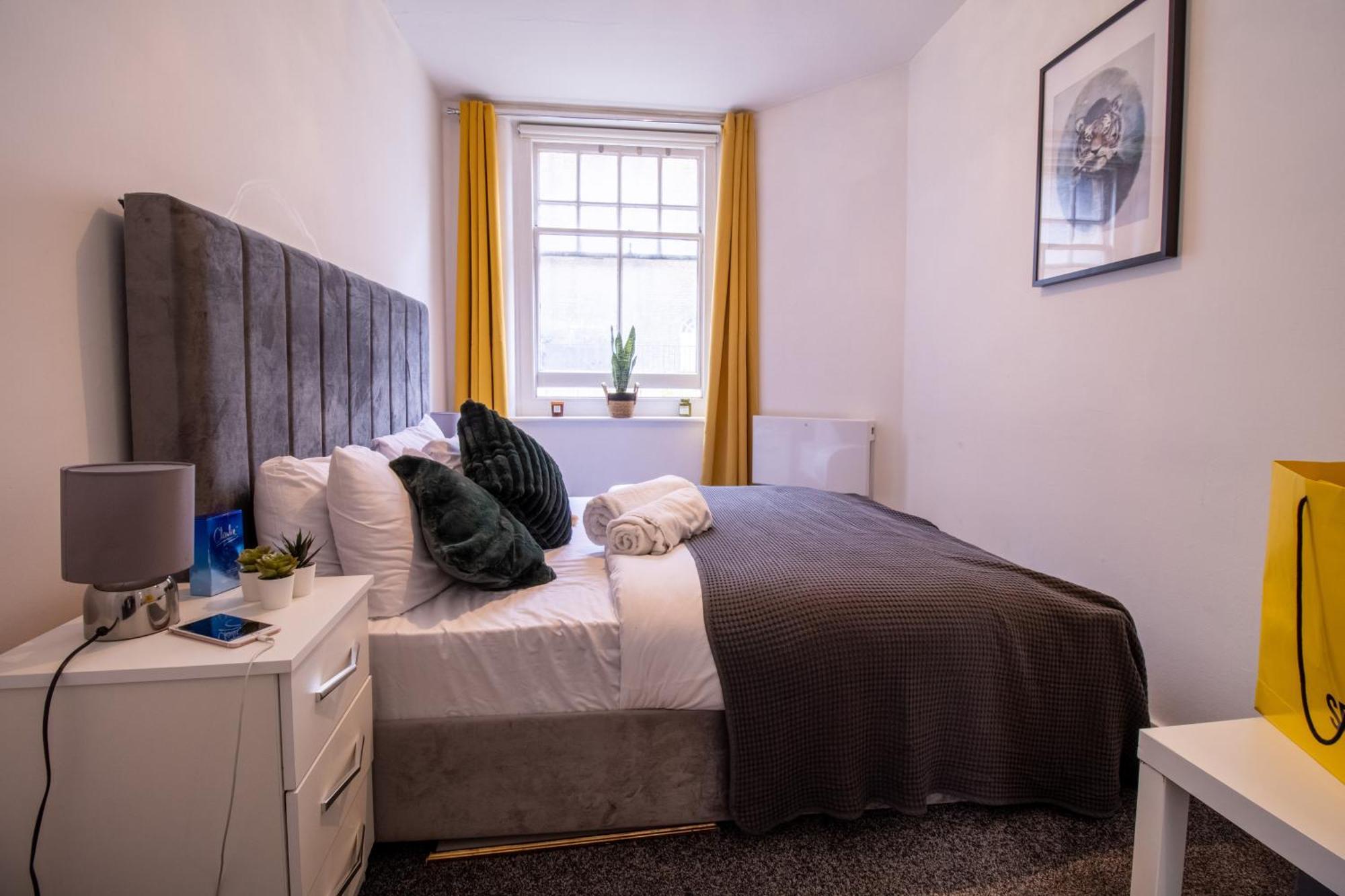 לונדון Chic Urban Retreat 1 Bedroom Gem In Covent Garden מראה חיצוני תמונה